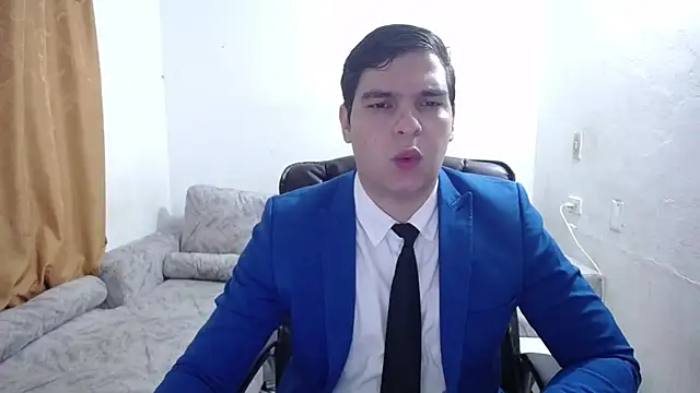 Victor Maitland online show from 5, 4, 2026