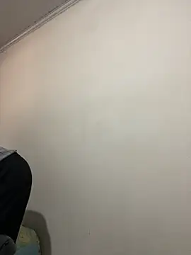 Snapshot of Tavinho067 chatting on 4, 11, 2025 Tavinho067 online show from 4, 11, 2025