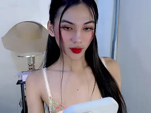 Snapshot of Ur_latinahotpaprika chatting on 23, 7, 2026 Ur latinahotpaprika online show from 23, 7, 2026