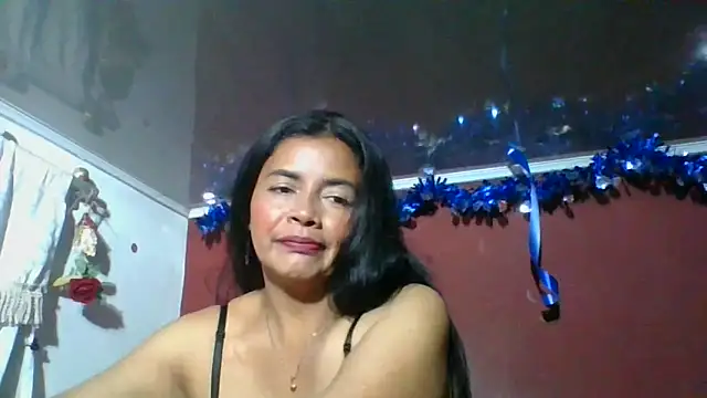 DianaOchoa  online show from 21, 11, 2025