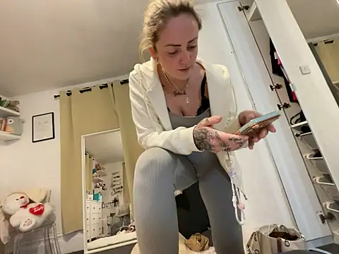 Snapshot of SofiaaBlackk chatting on 10, 11, 2025 SofiaaBlackk online show from 10, 11, 2025