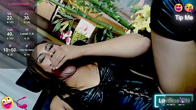 ts catalheya14 online show from 6, 10, 2025