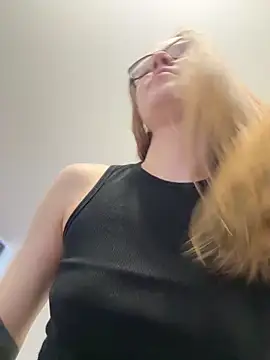 Snapshot of _CherryBloom_ chatting on 26, 2, 2026 CherryBloom online show from 26, 2, 2026