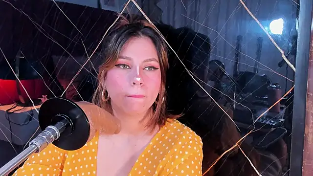 abby blond  online show from 3, 10, 2025