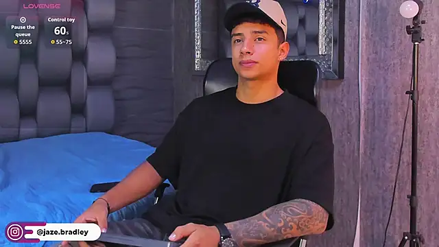 jaze bradley online show from 10, 11, 2025