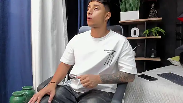 jaze bradley online show from 1, 12, 2025