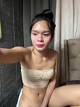 yourlovingperlita69 online show from 25, 2, 2026