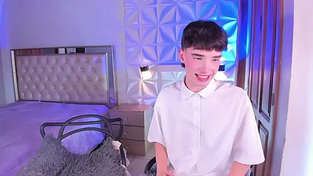 Snapshot of austin_rouse chatting on 17, 3, 2026 austin rouse online show from 17, 3, 2026