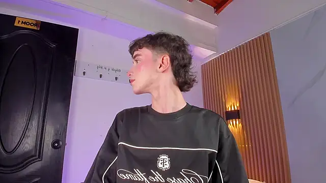 Snapshot of austin_rouse chatting on 20, 3, 2026 austin rouse online show from 20, 3, 2026