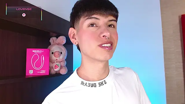 Ezra Storm online show from 30, 11, 2025