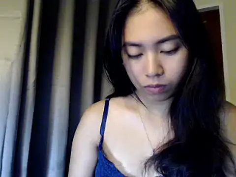 Snapshot of candycrushyyy chatting on 9, 9, 2025 candycrushyyy online show from 9, 9, 2025