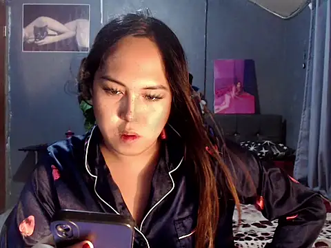 Snapshot of urtranspinay chatting on 5, 2, 2026 urtranspinay online show from 5, 2, 2026