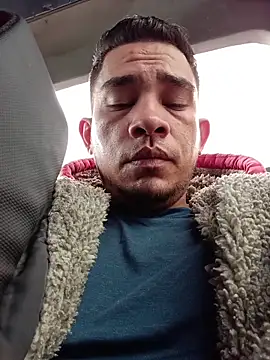 Snapshot of Andreshot911 chatting on 7, 11, 2025 Andreshot911 online show from 7, 11, 2025