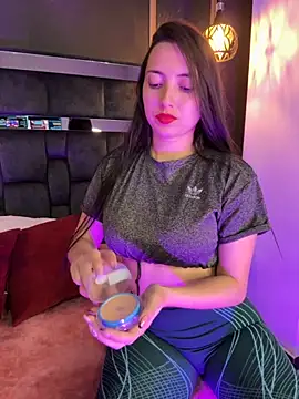 AndieJones  online show from 21, 11, 2025