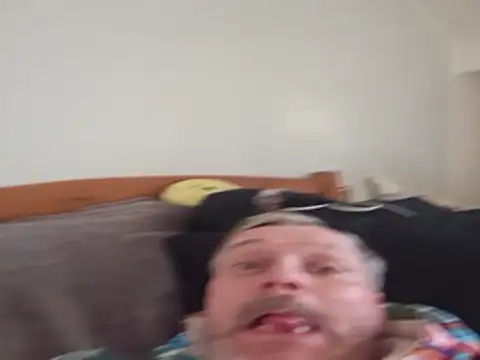 Snapshot of pitrsgayhotboy chatting on 21, 12, 2025 pitrsgayhotboy online show from 21, 12, 2025