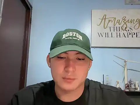 Snapshot of lovely_jay chatting on 25, 3, 2026 lovely jay online show from 25, 3, 2026