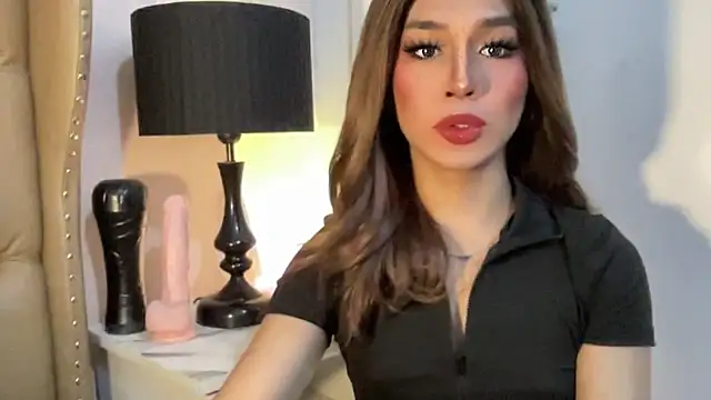 Snapshot of solana_imani chatting on 25, 10, 2025 solana imani online show from 25, 10, 2025