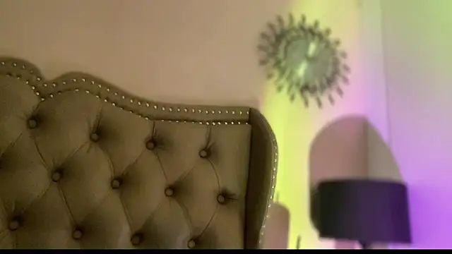 Snapshot of solana_imani chatting on 21, 4, 2026 solana imani online show from 21, 4, 2026