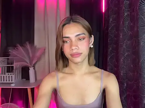 Lovelynikki03 online show from 14, 10, 2025