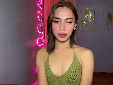 Snapshot of Lovelynikki03 chatting on 11, 4, 2026 Lovelynikki03 online show from 11, 4, 2026