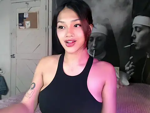 Snapshot of itsmekarinaaa chatting on 16, 3, 2026 itsmekarinaaa online show from 16, 3, 2026
