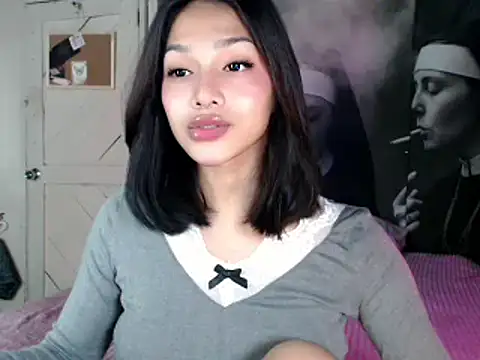 Snapshot of itsmekarinaaa chatting on 23, 3, 2026 itsmekarinaaa online show from 23, 3, 2026