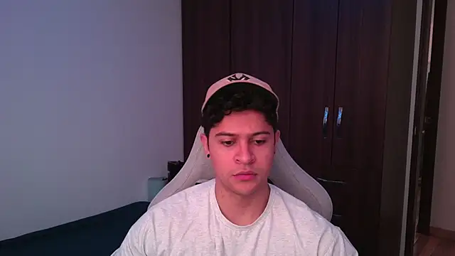 domsantiago  online show from 11, 10, 2025