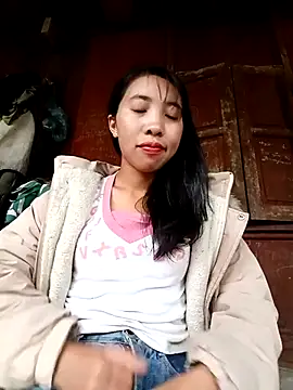 Snapshot of emaame68 chatting on 29, 9, 2025 emaame68 online show from 29, 9, 2025
