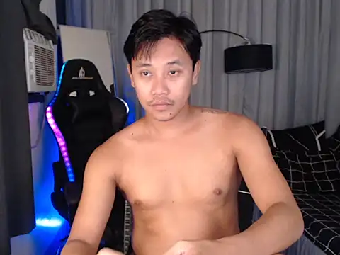 Snapshot of alexsuckable01 chatting on 4, 4, 2026 alexsuckable01 online show from 4, 4, 2026