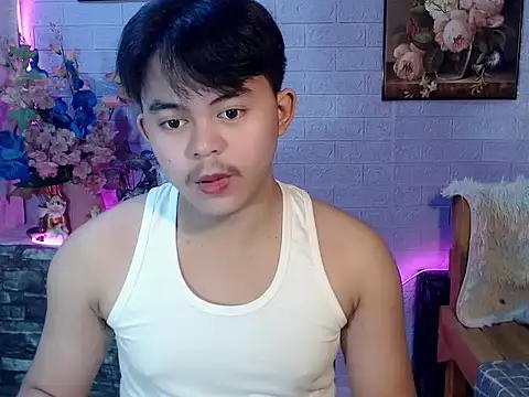 Snapshot of urguy_toshi chatting on 4, 7, 2026 urguy toshi online show from 4, 7, 2026