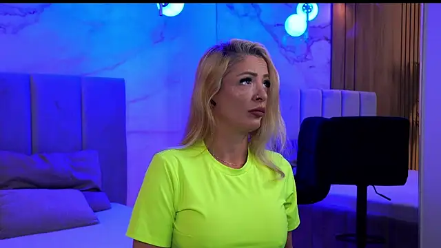 Snapshot of Izabellle02 chatting on 24, 4, 2026 Izabellle02 online show from 24, 4, 2026