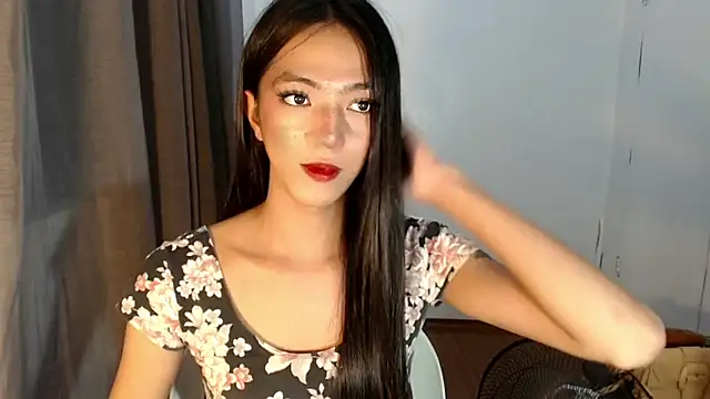 slimladyxoxo online show from 8, 9, 2025