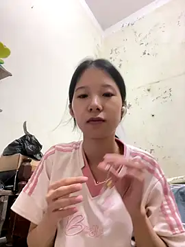 Snapshot of meomeo2k6 chatting on 17, 10, 2025 meomeo2k6 online show from 17, 10, 2025