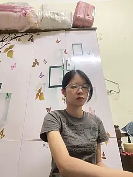 Snapshot of meomeo2k6 chatting on 28, 10, 2025 meomeo2k6 online show from 28, 10, 2025