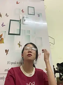 Snapshot of meomeo2k6 chatting on 29, 10, 2025 meomeo2k6 online show from 29, 10, 2025