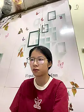 Snapshot of meomeo2k6 chatting on 15, 11, 2025 meomeo2k6 online show from 15, 11, 2025