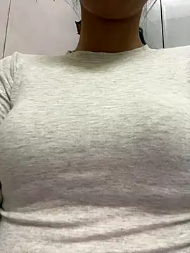 Snapshot of meomeo2k6 chatting on 24, 11, 2025 meomeo2k6 online show from 24, 11, 2025