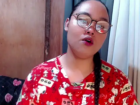  Lylia online show from 23, 2, 2026