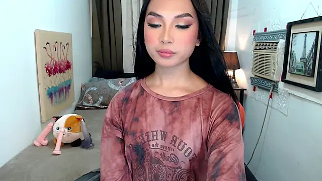 Goddess Isabel online show from 8, 10, 2025