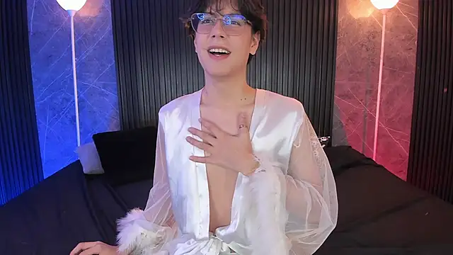 luixdust  online show from 16, 11, 2025