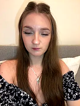 AdelinaEmber online show from 16, 11, 2025