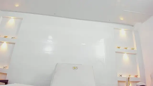 Snapshot of ikia_lopez_ chatting on 5, 2, 2026 ikia lopez online show from 5, 2, 2026