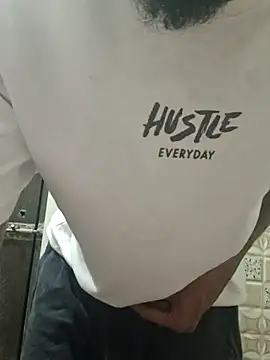 Snapshot of rockyy23boy chatting on 27, 3, 2026 rockyy23boy online show from 27, 3, 2026