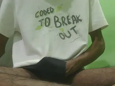 Snapshot of rockyy23boy chatting on 8, 4, 2026 rockyy23boy online show from 8, 4, 2026