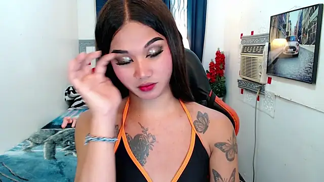 Snapshot of lil_fantacy chatting on 10, 9, 2025 lil fantacy online show from 10, 9, 2025