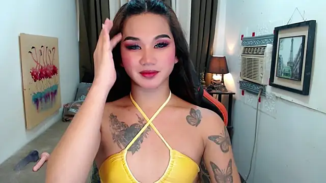 Snapshot of lil_fantacy chatting on 6, 10, 2025 lil fantacy online show from 6, 10, 2025