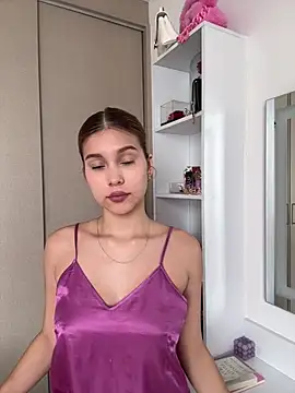 Nikii   online show from 27, 3, 2026