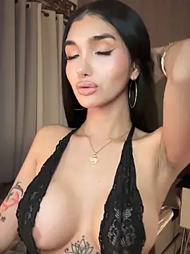 Snapshot of EmeraldGreyson chatting on 10, 3, 2026 EmeraldGreyson online show from 10, 3, 2026