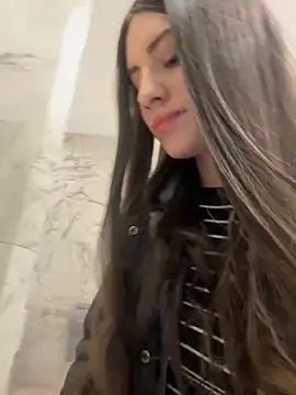 Snapshot of Isabella21_ chatting on 12, 2, 2026 Isabella21 online show from 12, 2, 2026