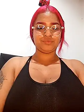 Snapshot of katia_durand chatting on 16, 4, 2026 katia durand online show from 16, 4, 2026